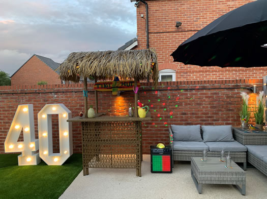 garden party props